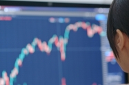 AZIJSKA TR�I�TA: Azijske burze prate rast Wall Streeta