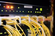 Rast prihoda na tr�i�tu elektroni�kih komunikacija
