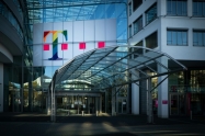 Deutsche Telekom kupuje poljski Fiberhost i Ineu za milijardu eura
