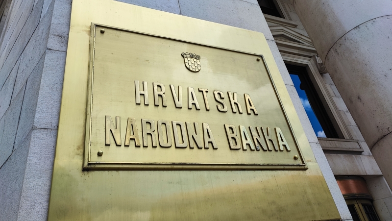Sastanak MMF-a s guvernerom HNB-a i ministrom financija