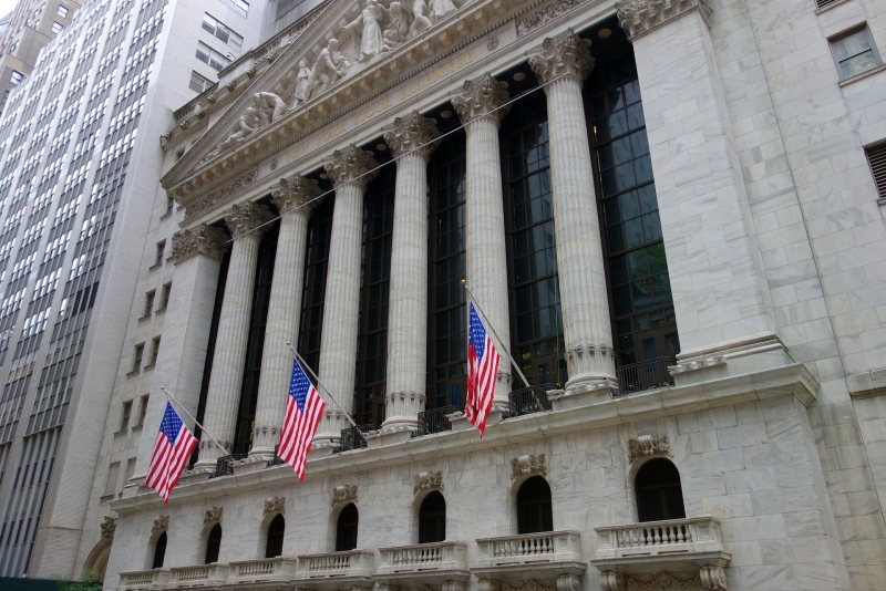 WALL STREET: Dow Jones porastao, S&P 500 pao WALL STREET: Dow Jones porastao, S&P 500 pao