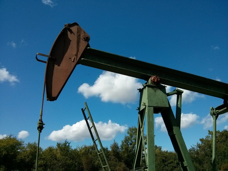 Potraga za rje�enjem za Hormuz spustila cijene nafte ispod 80 dolara