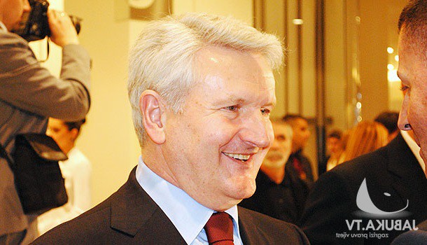 Todorić s 59,47% Mercatora ima 59,88 % glasačkih prava Todorić s 59,47% Mercatora ima 59,88 % glasačkih prava
