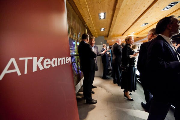 A.T. Kearney poslovni savjetnik Vlade u pregovorima s MOL-om A.T. Kearney poslovni savjetnik Vlade u pregovorima s MOL-om