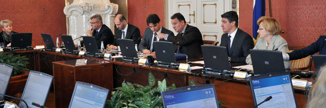 Na Vladi prodaja CO i HPB-a te potro�a�ko kreditiranje 
